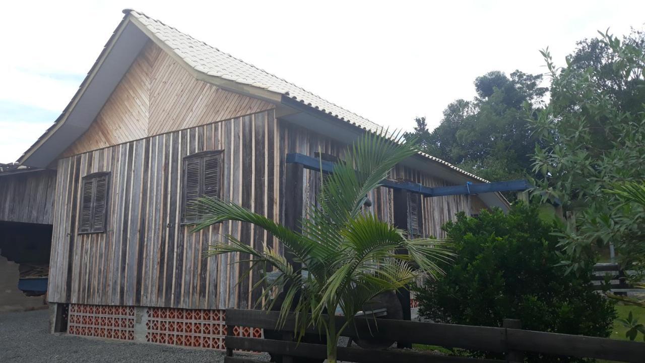 Pousada E Restaurante Redivo เลาโรมิลเลอร์ ภายนอก รูปภาพ
