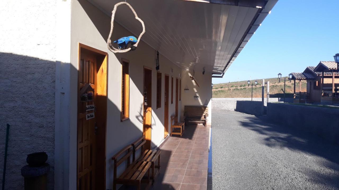 Pousada E Restaurante Redivo เลาโรมิลเลอร์ ภายนอก รูปภาพ