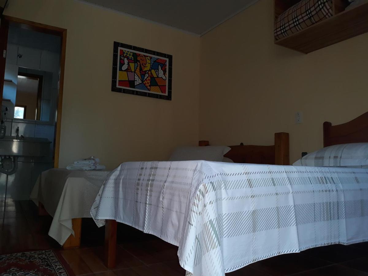 Pousada E Restaurante Redivo เลาโรมิลเลอร์ ภายนอก รูปภาพ